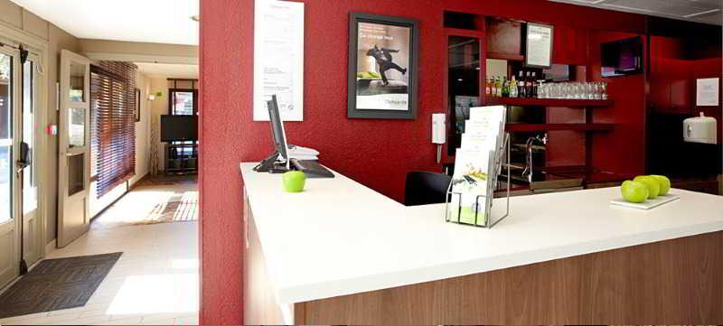 Kyriad Direct Marseille Ouest - Martigues Exterior photo