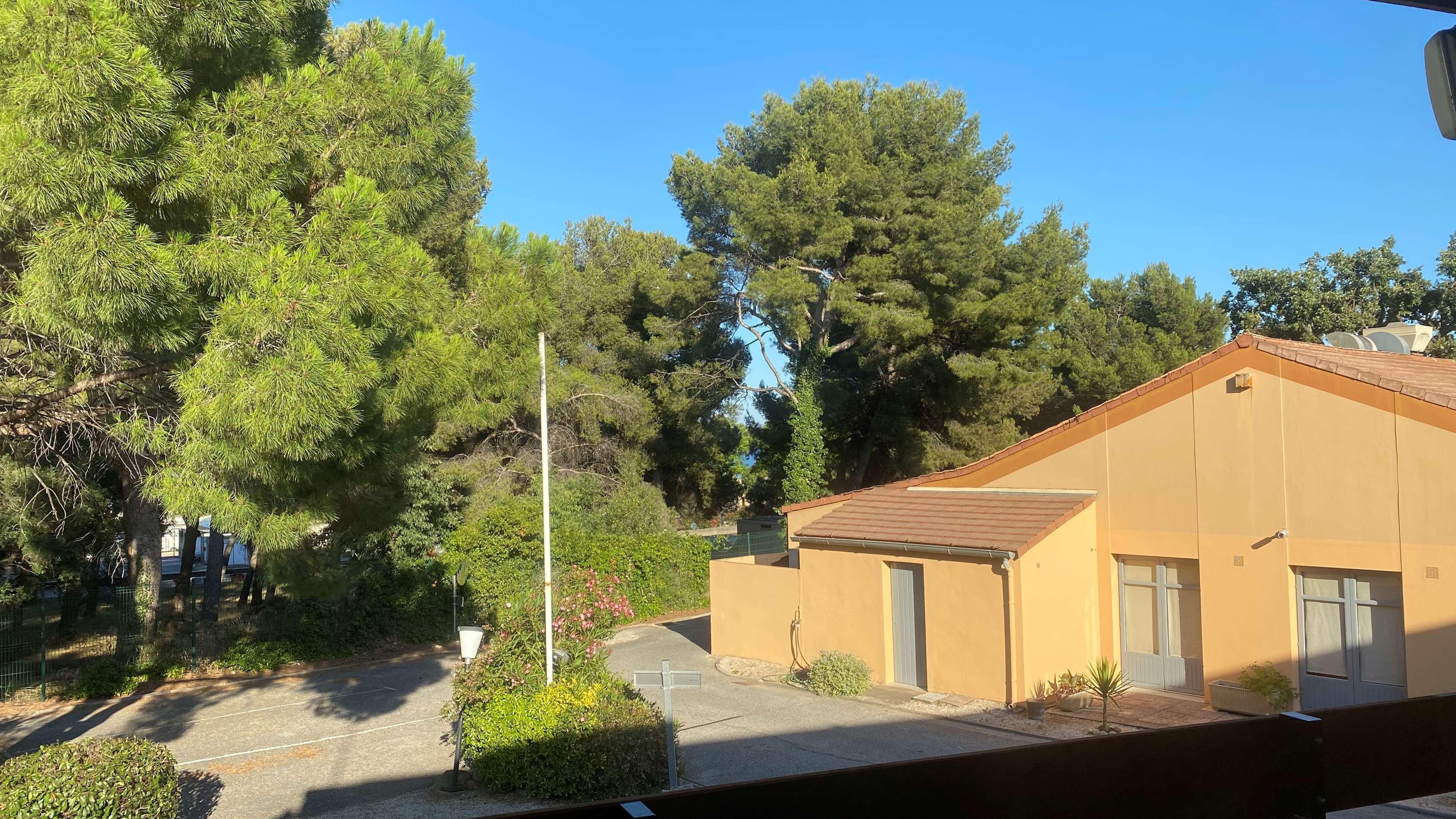 Kyriad Direct Marseille Ouest - Martigues Exterior photo